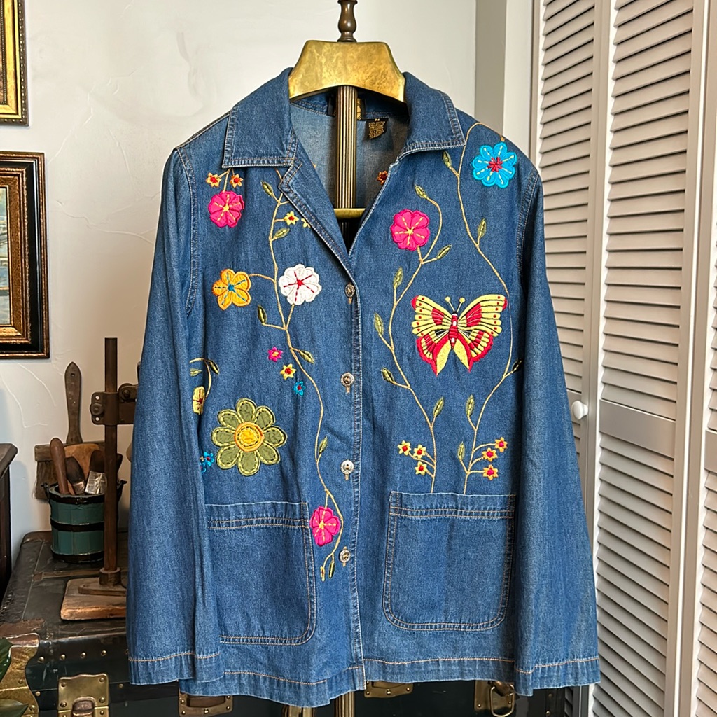 Vintage 90s Julia Kim Denim Embroidered Floral Butterfly Barn Coat Chore Coat